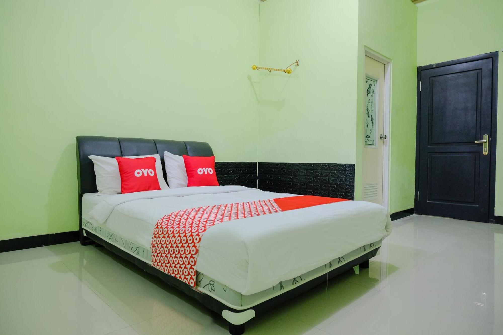 Oyo Life 2508 Alba Suites Homestay Syariah Tulungagung Exterior photo