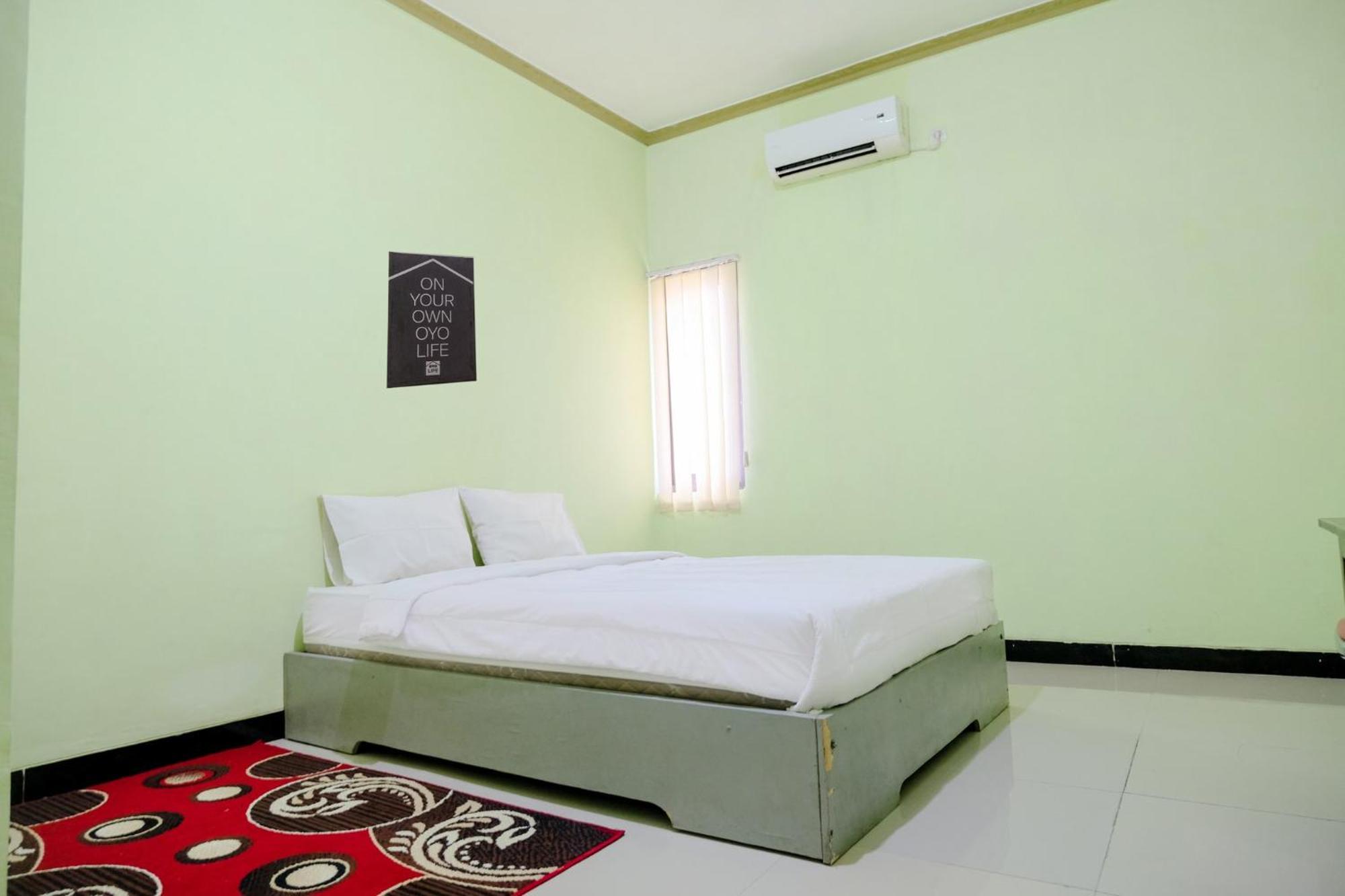 Oyo Life 2508 Alba Suites Homestay Syariah Tulungagung Exterior photo